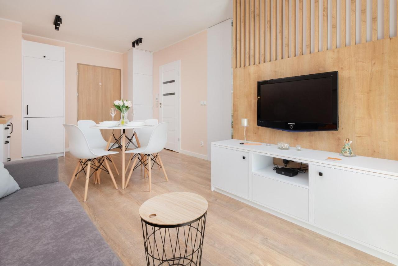 Osiedle Latarnikow Apartment With Parking Gdansk By Noclegi Renters Gdańsk Exterior foto